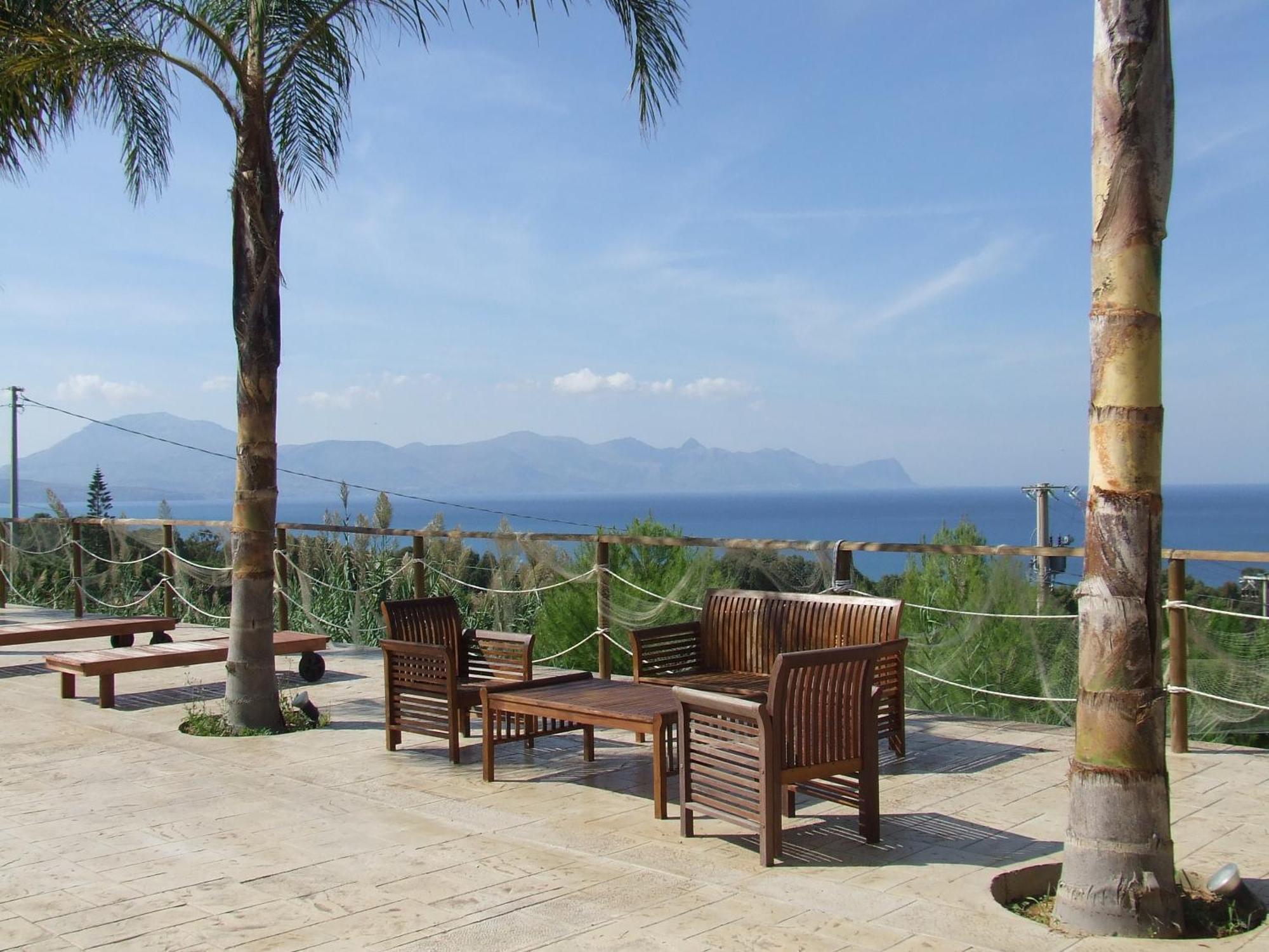 Petruso Resort Balestrate Bagian luar foto