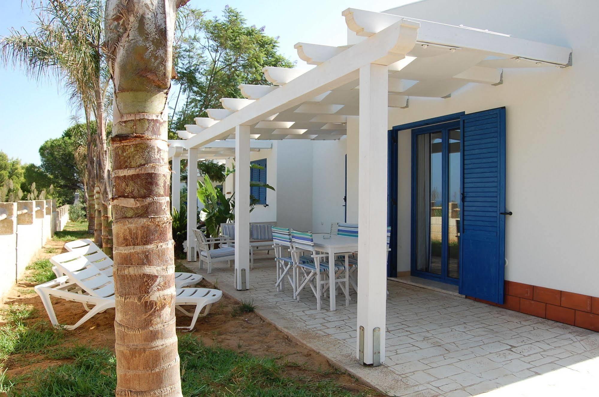 Petruso Resort Balestrate Bagian luar foto